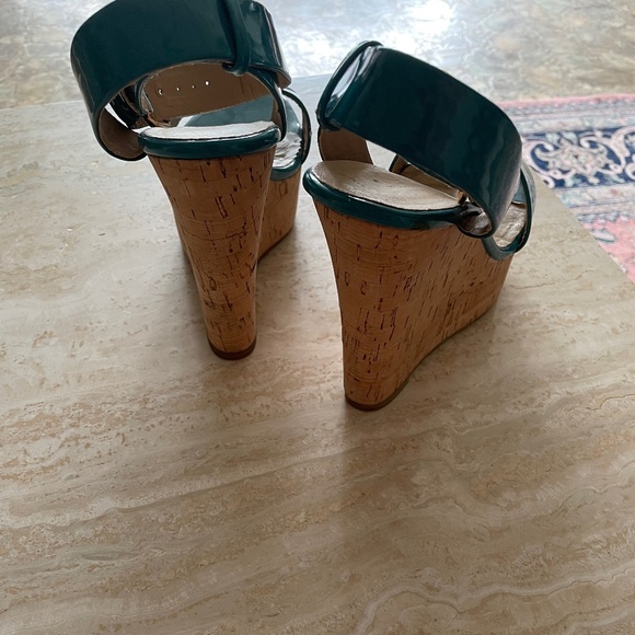Aldo turquoise teal patent leather cork sandals, US 8.5, EUC - Picture 4 of 6